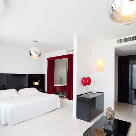 Riviera Golf Hotel 4*