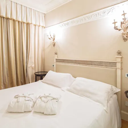 מלון Riviera Golf