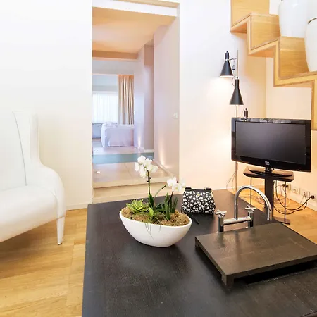 מלון Riviera Golf